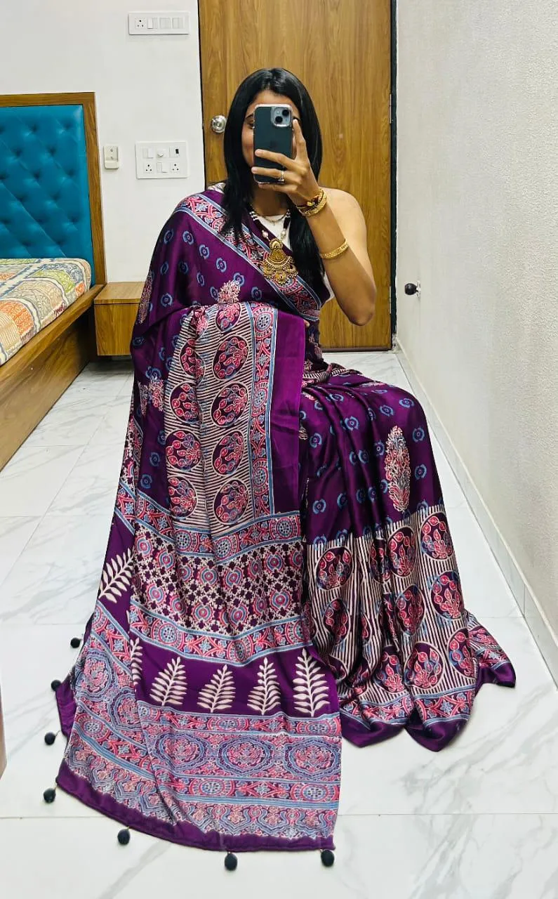 Buy New Supar Premium Saree in Surat - Reseller Bazzar